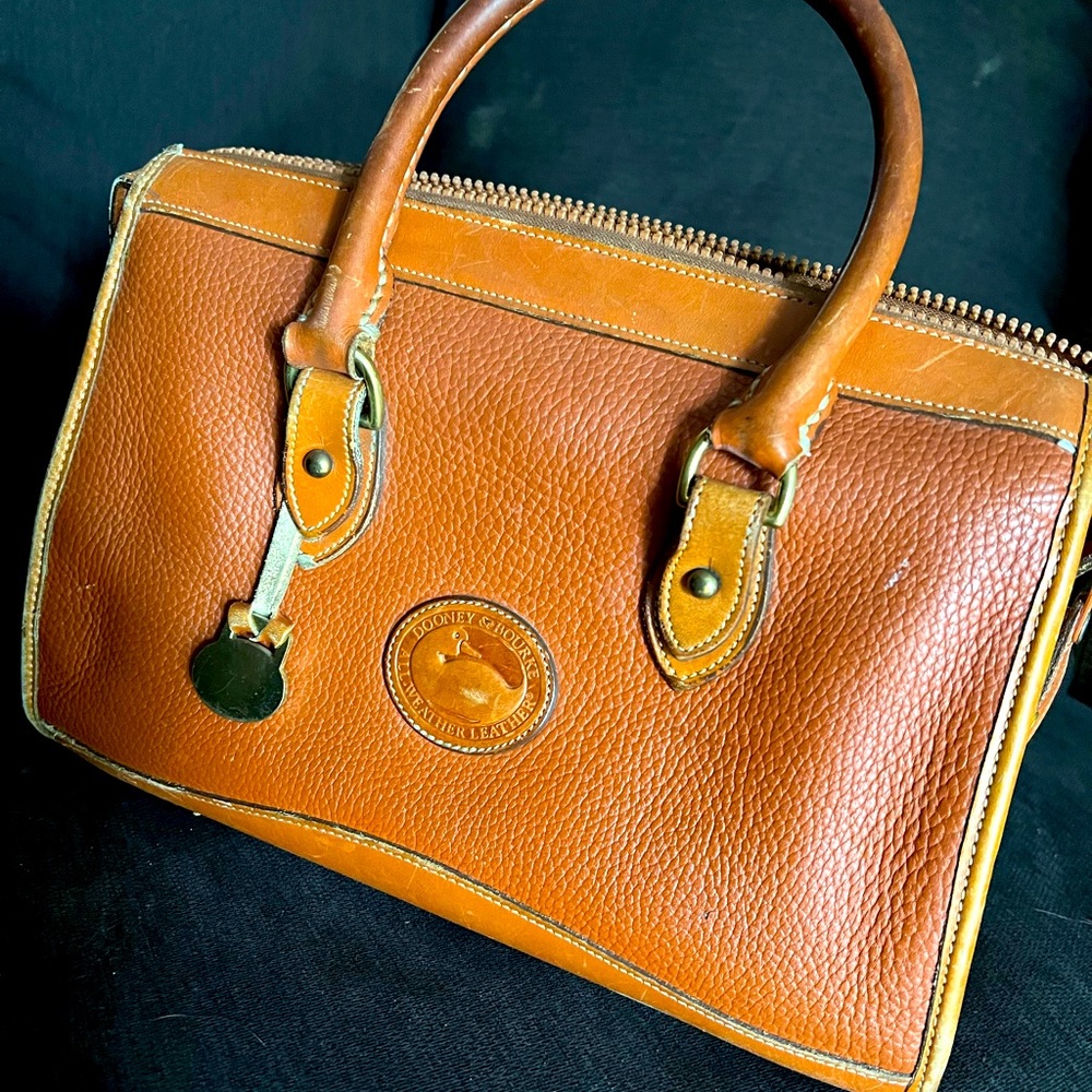 Dooney & Bourke purse - Picture 7 of 11